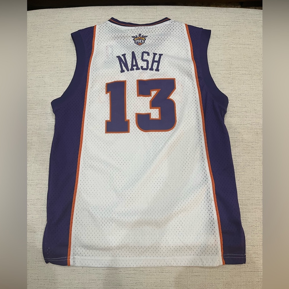 Reebok NBA Steve Nash jersey. Phoenix Suns. Kids Large.